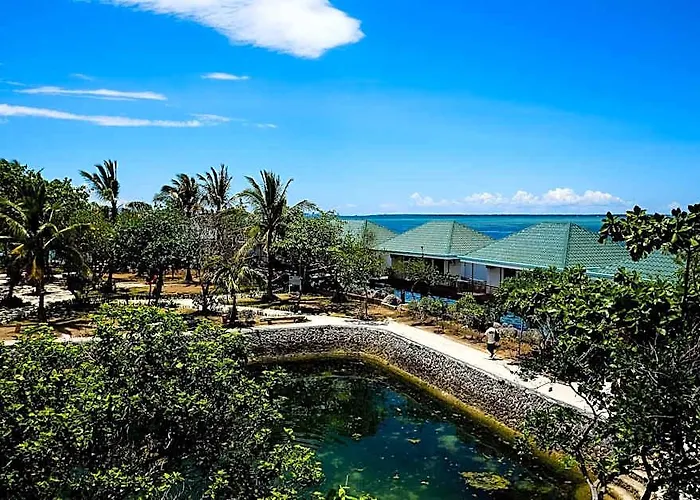 Hotel Nalusuan Island And Marine Sanctuary 2*
