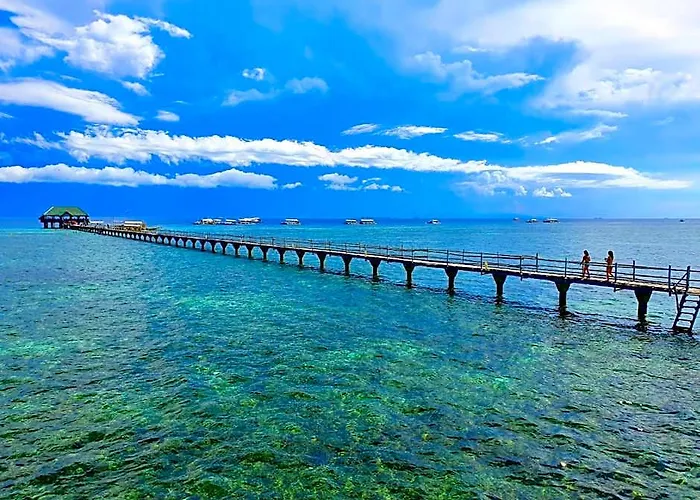 Nalusuan Island And Marine Sanctuary Hotel 2*